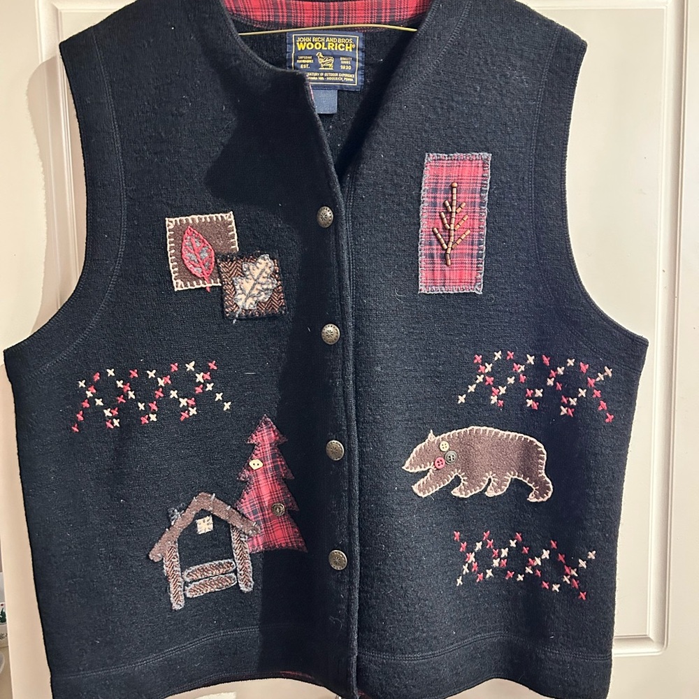 Woolrich Black Embroidered Vest